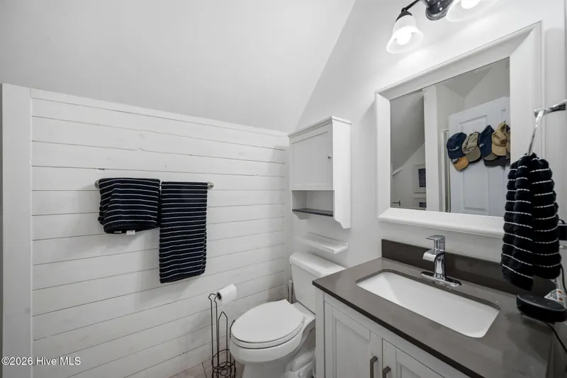 89-web-or-mls-GI - 3027 Hayden Dr - List
