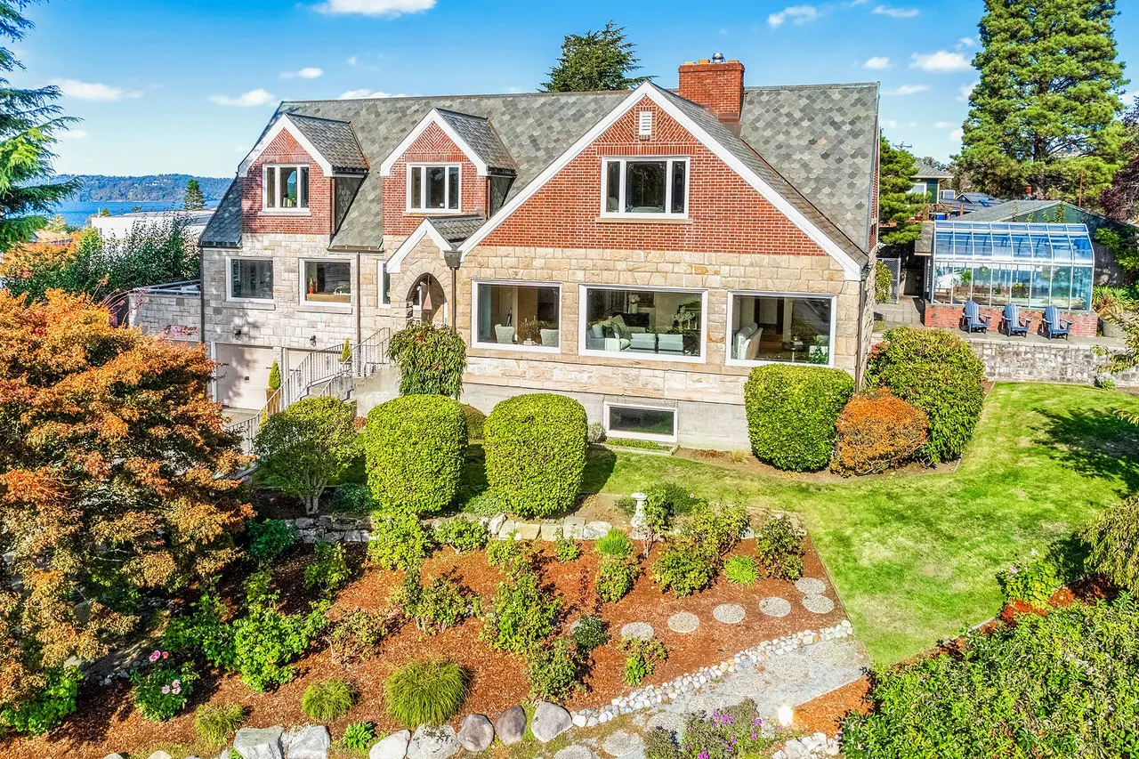 Front of house is west-facing to the Olympics, Commencement Bay and in the distance the Tacoma Dome. Front of house is west-facing to the Olympics, Commencement Bay and in the distance the Tacoma Dome.