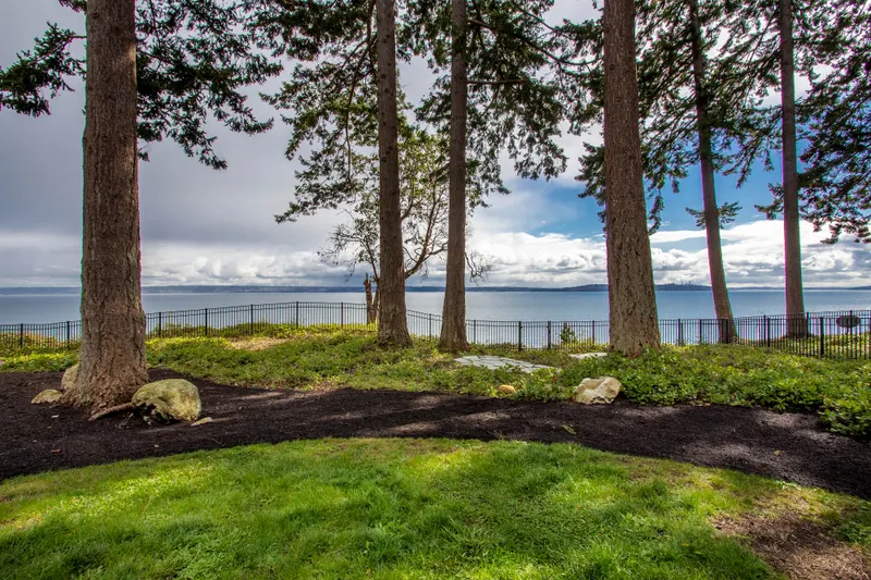 On a clear day, Mt. Rainier can be seen standing alone in all of its glory.