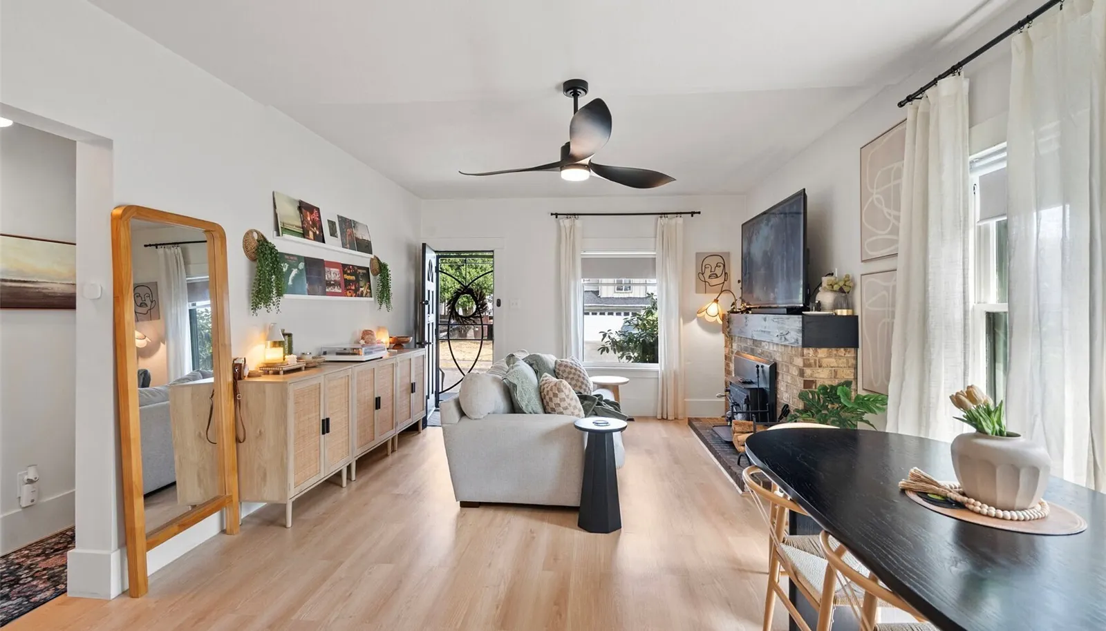 With so many windows this living area is always light and bright