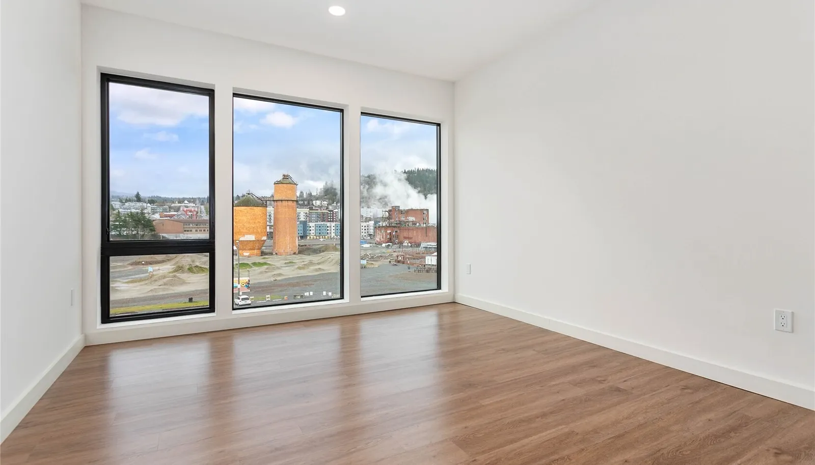 Third bedroom.