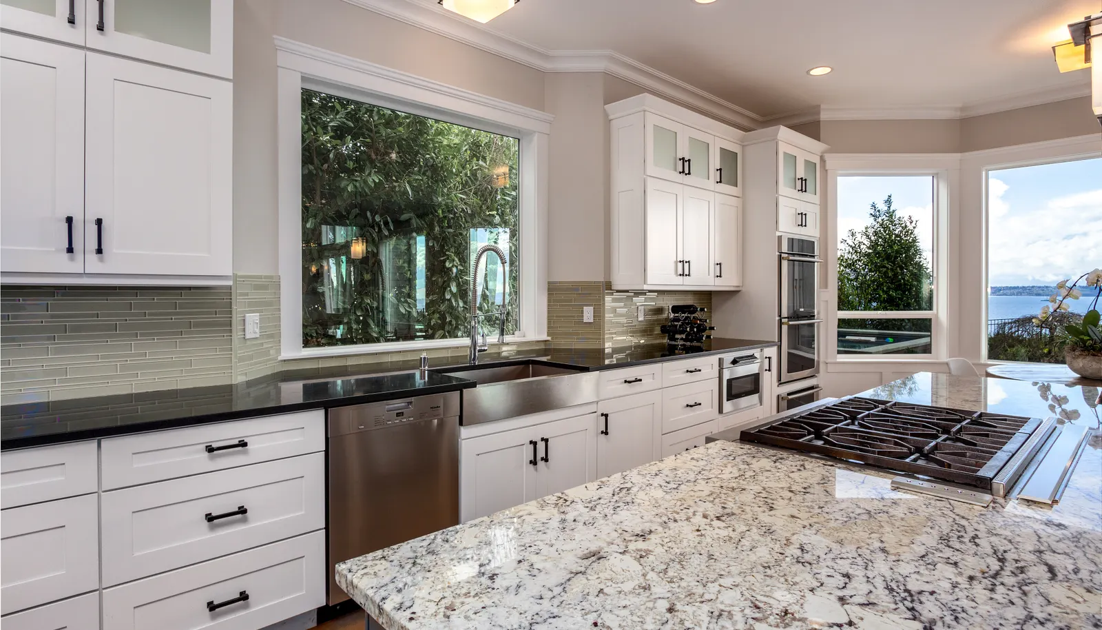Storage galore to keep the counters clear and ready to create another fine meal. Chicken Cordon Bleu anyone?