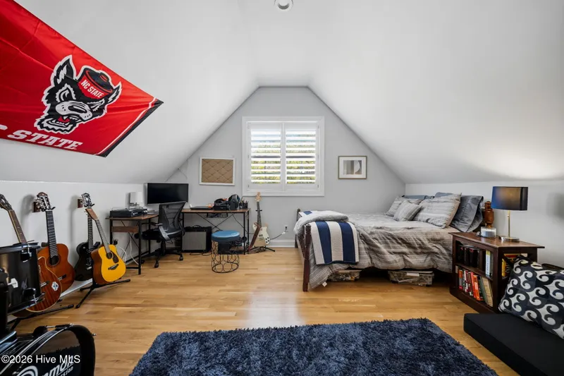87-web-or-mls-GI - 3027 Hayden Dr - List