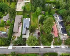 With variance, Medina should allow for a similar footprint and setbacks to the homes to the west of this property. This lot would have a flat backyard.