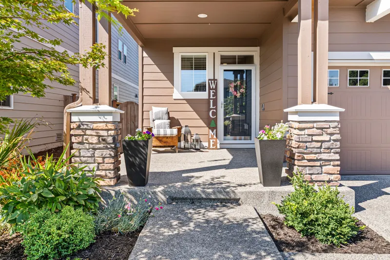 Covered Front Porch