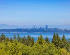 Sublime views of the Emerald City, Cascade Mountains, and deep blue Puget Sound!