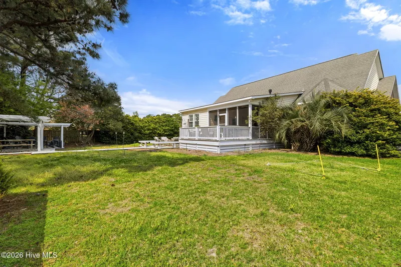 111-web-or-mls-GI - 3027 Hayden Dr - Lis