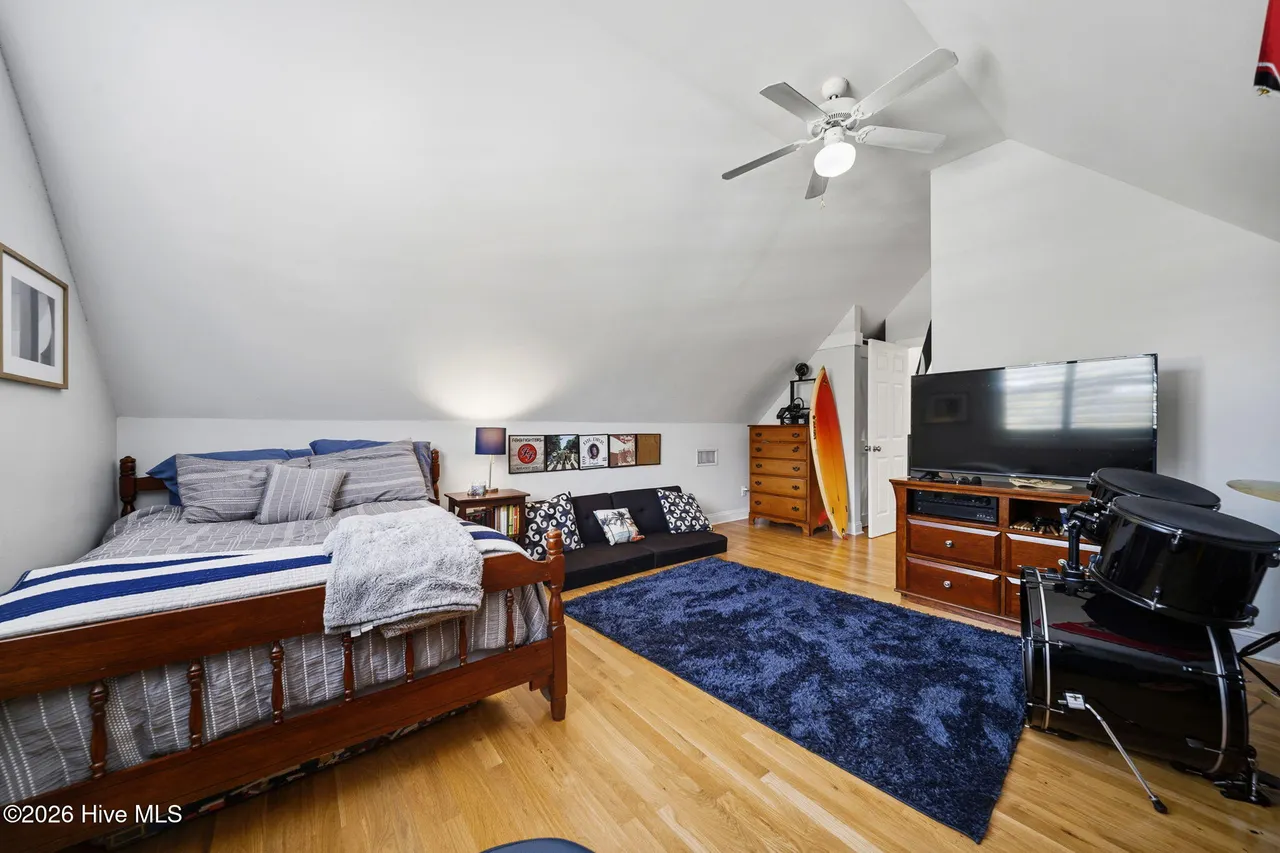 88-web-or-mls-GI - 3027 Hayden Dr - List