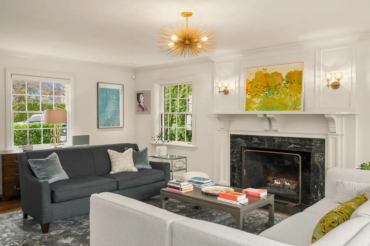 Looking back the other way.