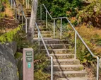 Nearby access to local trails and hillside pathways.