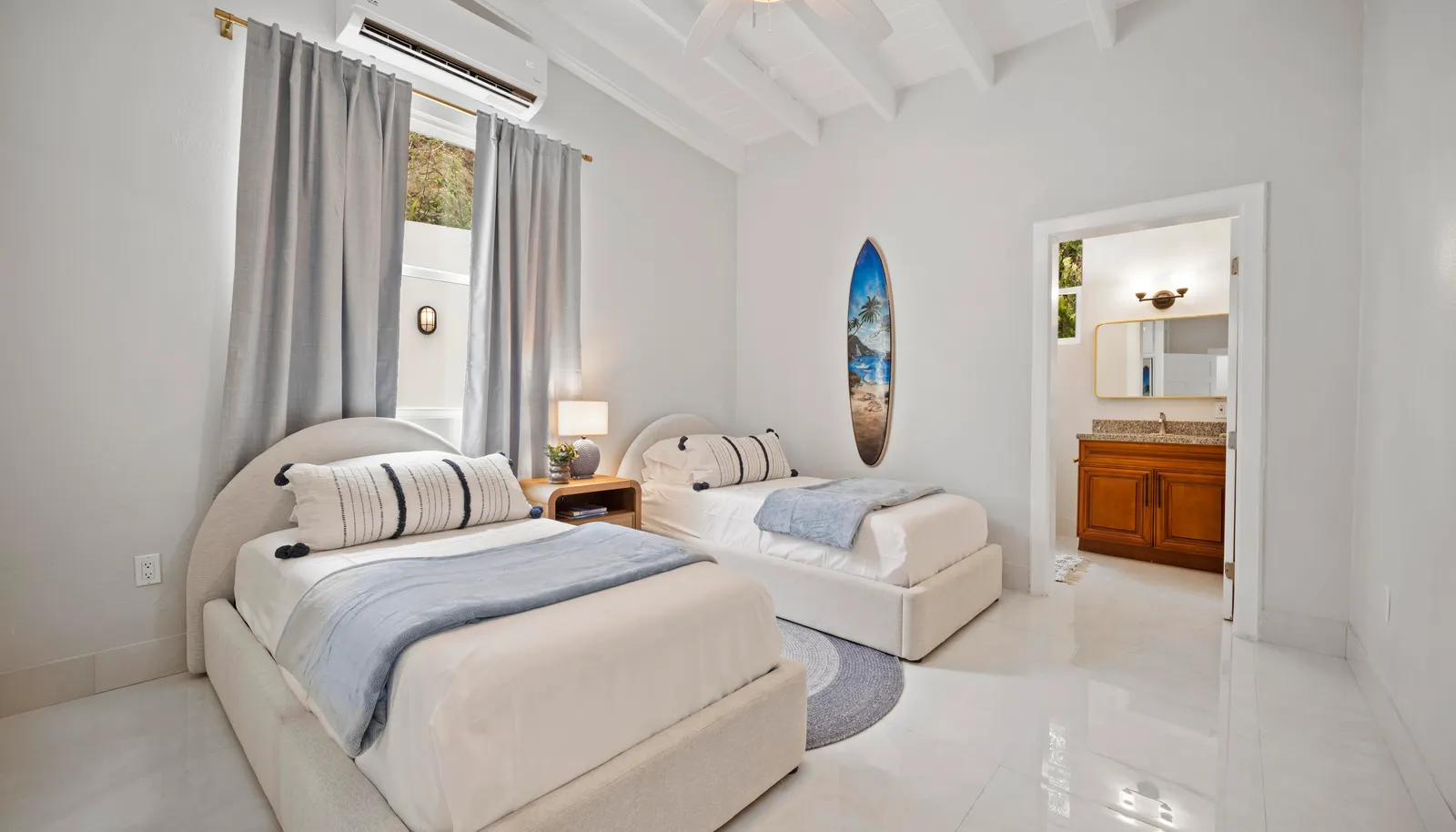 Image 32