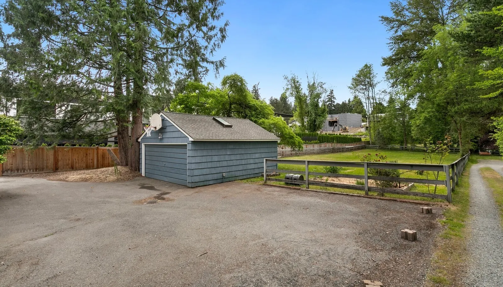 detached two car garage