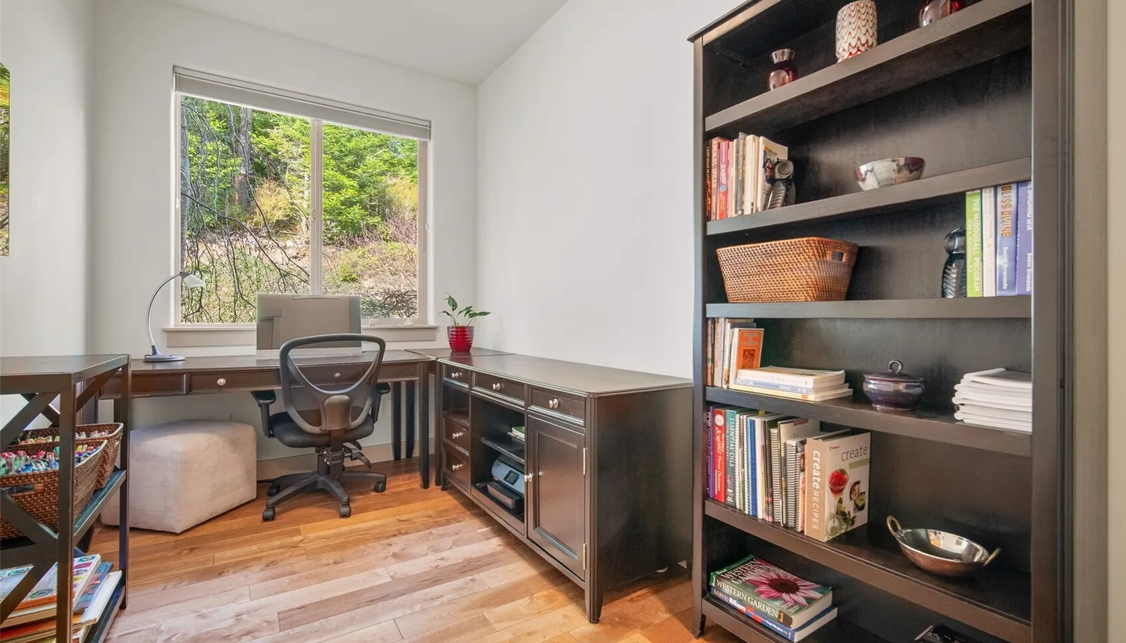 Flexible use room on the main floor overlooking the garden, ideal for office or studio.