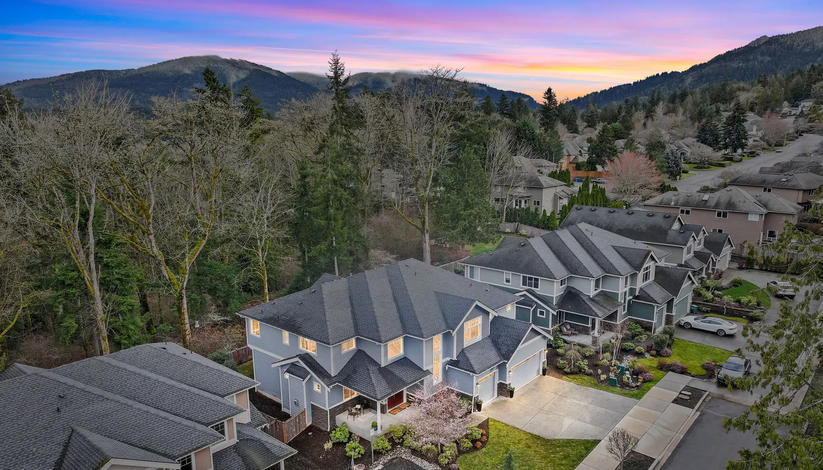 The Quintessential Lifestyle at Pickering Estates The Quintessential Lifestyle at Pickering Estates