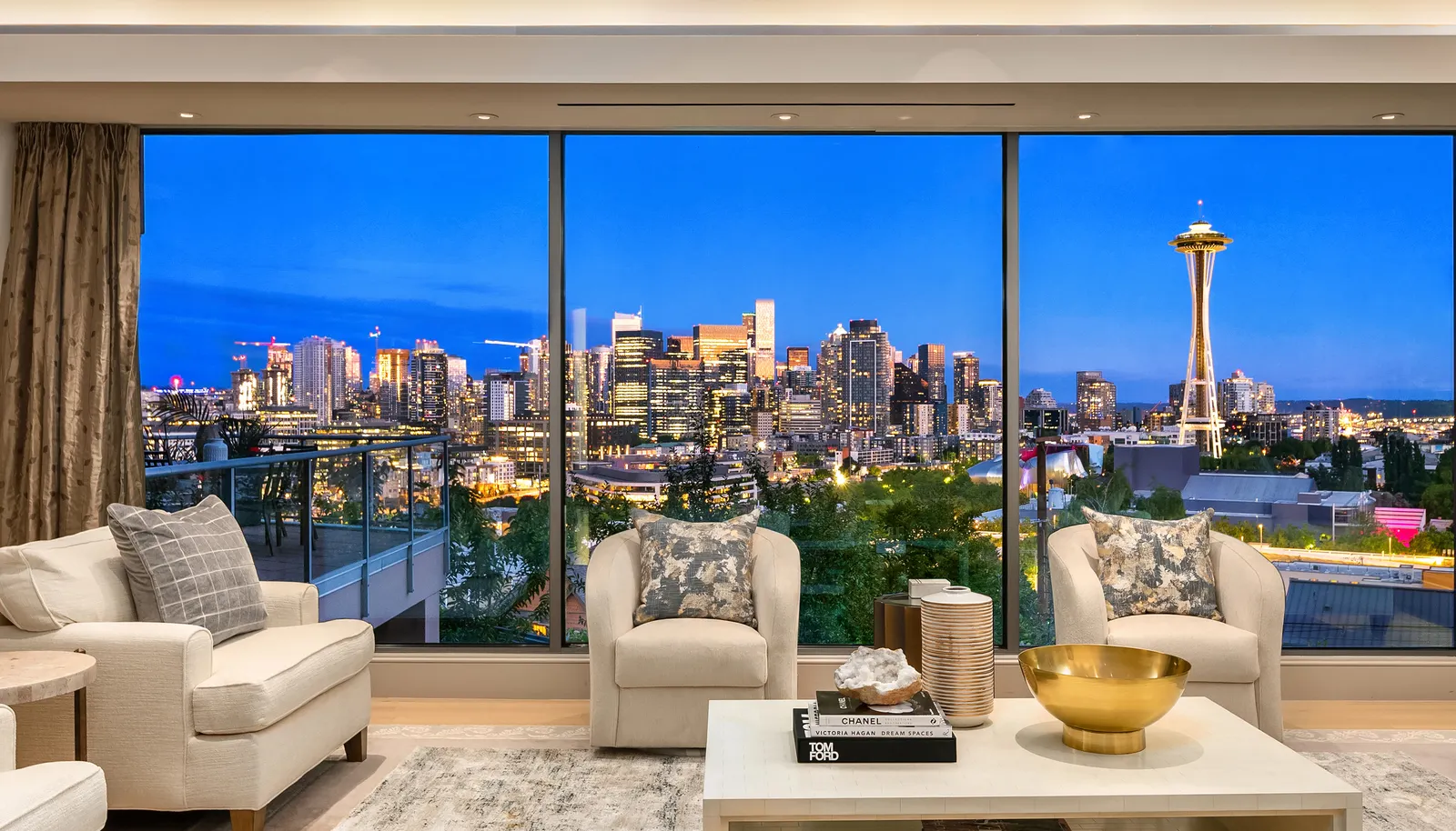 That perfect postcard of Seattle... The view that will never be obstructed and always take your breath away! Walls of windows simply bring in this iconic vista all along the southern wall of this home. From fireworks at New Years to the Blue Angels buzzing overhead in the summer to the daily back and forth of the ferries in Elliot Bay. THIS NEVER GETS OLD!