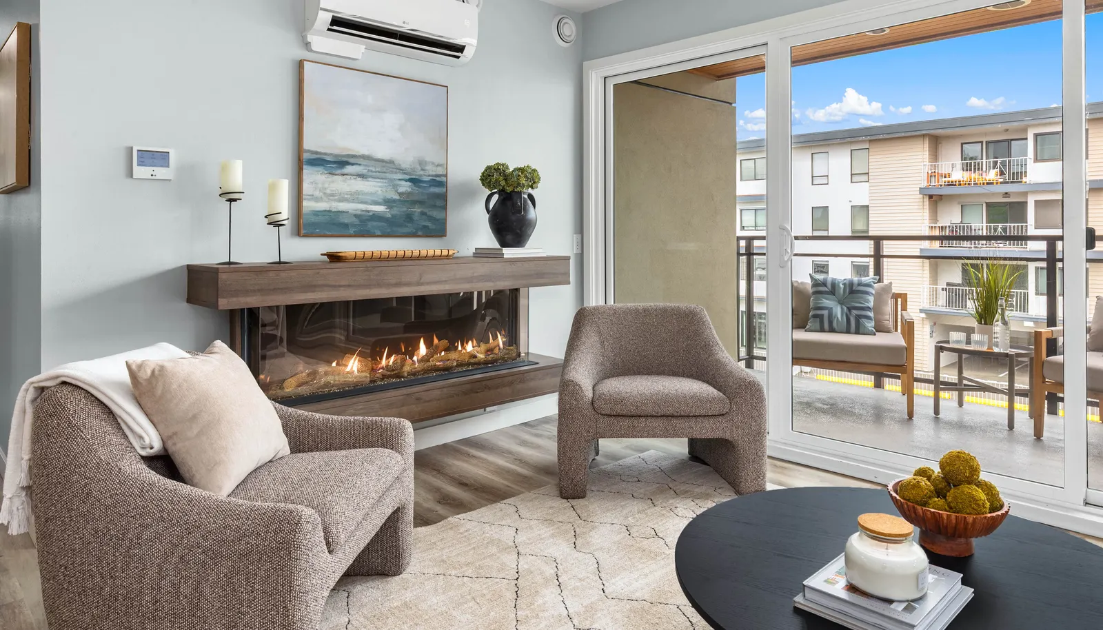 Cozy gas fireplace!