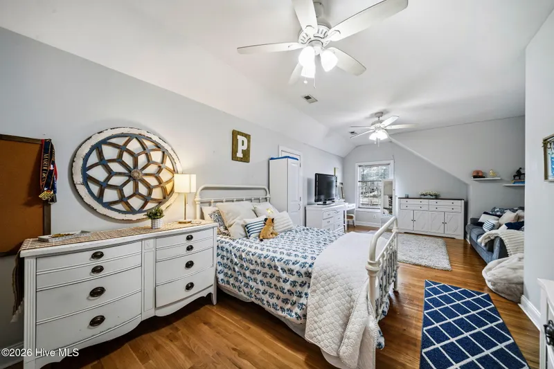 75-web-or-mls-GI - 3027 Hayden Dr - List