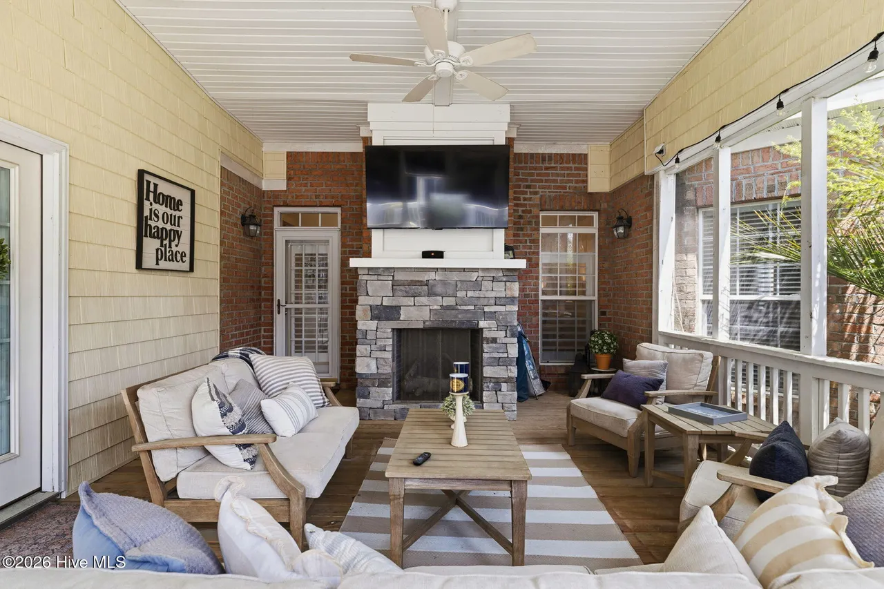 97-web-or-mls-GI - 3027 Hayden Dr - List