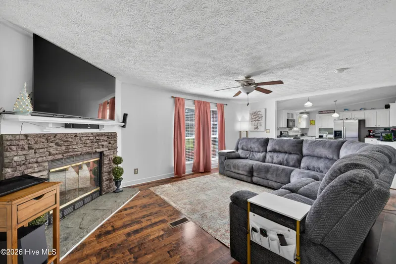 388NChubbRoad-32