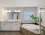 Primary Ensuite.