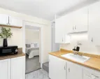 lower unit kitchen