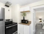 lower unit kitchen