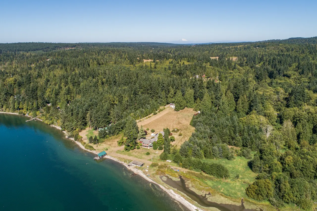 Over 20 Acres and Includes Tidelands! Over 20 Acres and Includes Tidelands!