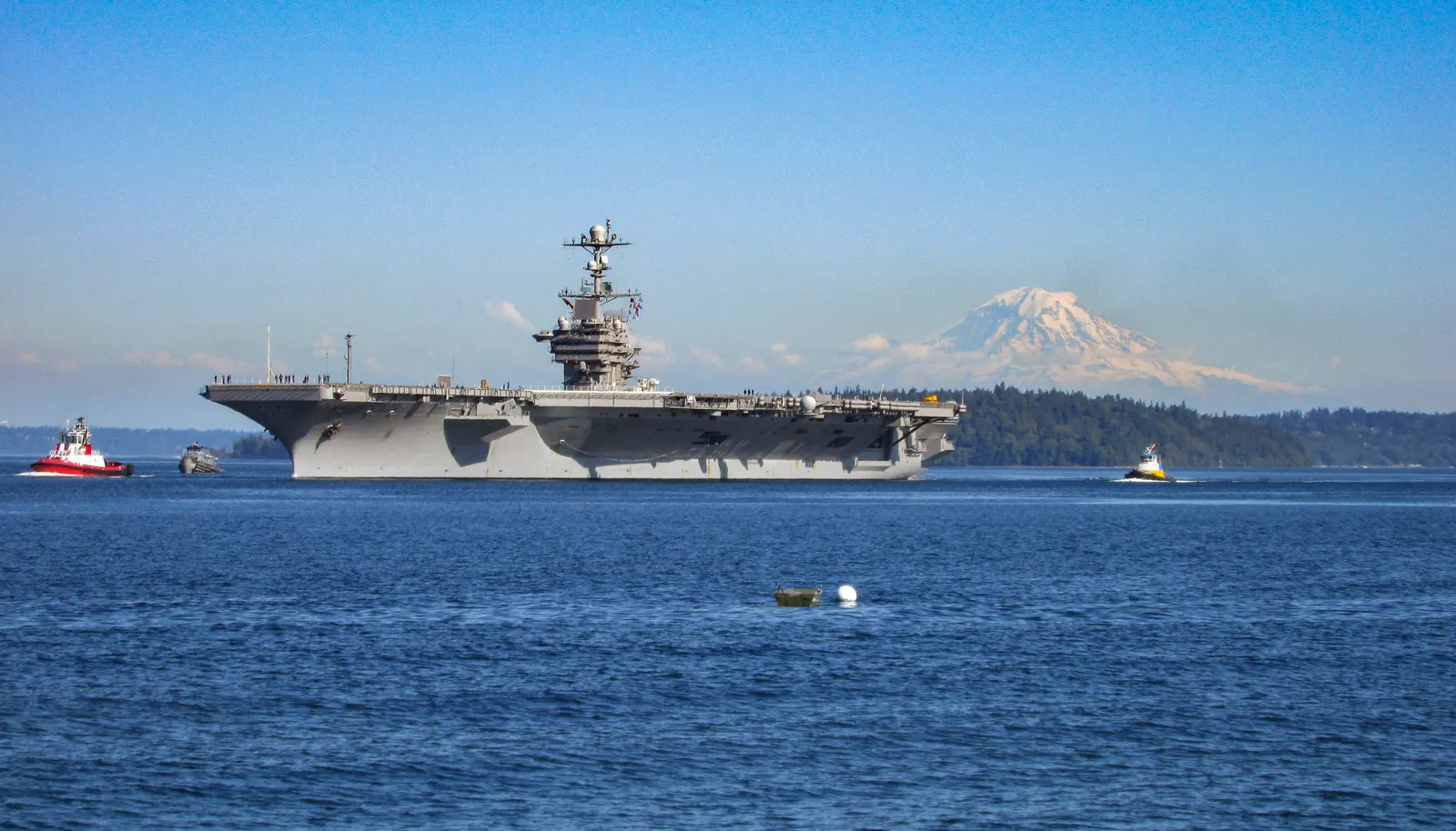 Mt. Rainier towers above Blake Island and Rich Passage is one of the most active and fun waterways in Central Puget Sound!